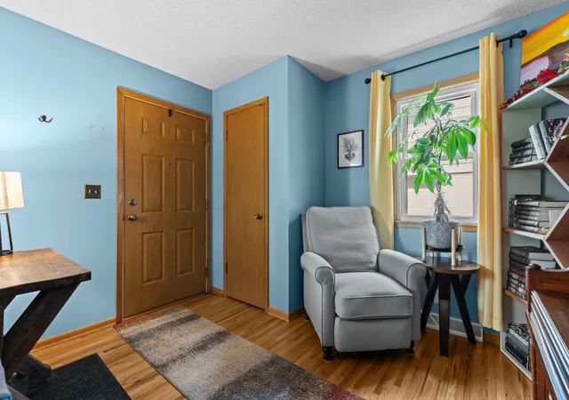 Photo 2 of Single family home for sale at 417 21st Avenue Sw, Rochester, MN 55902 | MLS# 7159086 | Listing updated on 2026-10-23