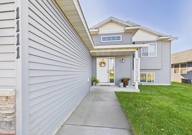 Photo 3 of Single family home for sale at 1111 7th Avenue Nw, Rice, MN 56367 | MLS# 7159088 | Listing updated on 2026-10-22
