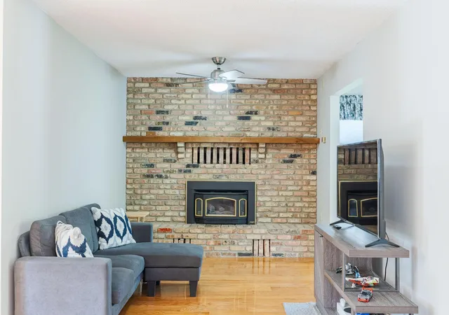 Photo 3 of Single family home for sale at 2237 Bronson Dr, Saint Paul, MN 55112 | MLS# 7159095 | Listing updated on 2026-10-20