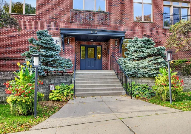 Photo 3 of Condo for sale at 510 Grand Ave #101, Saint Paul, MN 55102 | MLS# 7159102 | Listing updated on 2026-10-23
