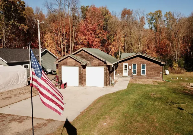 Single family home for sale at 13918 67th Street NW, Annandale, MN 55302 | MLS# 7159107
