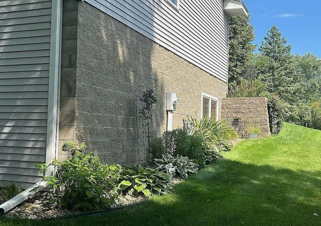 Photo 3 of Sale Pending at 126 Linden Ave, Alexandria, MN 56308 | MLS# 7159109 | Listing updated on 2026-10-23