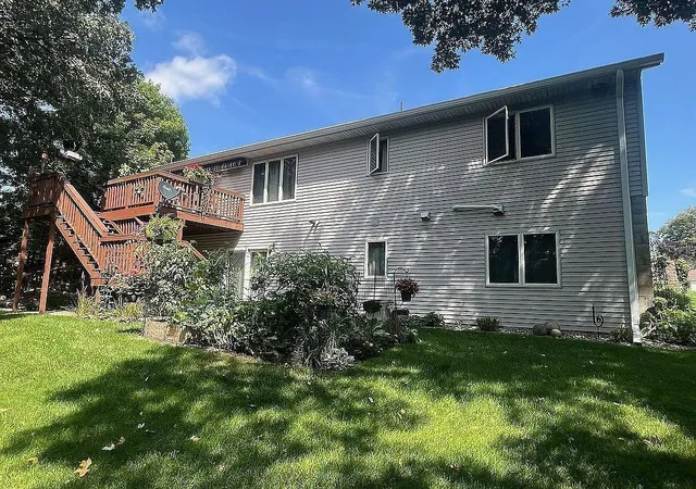 Photo 3 of Sale Pending at 126 Linden Ave, Alexandria, MN 56308 | MLS# 7159109 | Listing updated on 2026-10-23
