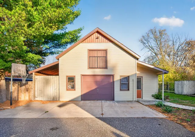 Photo 2 of Single family home for sale at 30032 154th Street NW, Zimmerman, MN 55398 | MLS# 7159113 | Listing updated on 2026-10-22