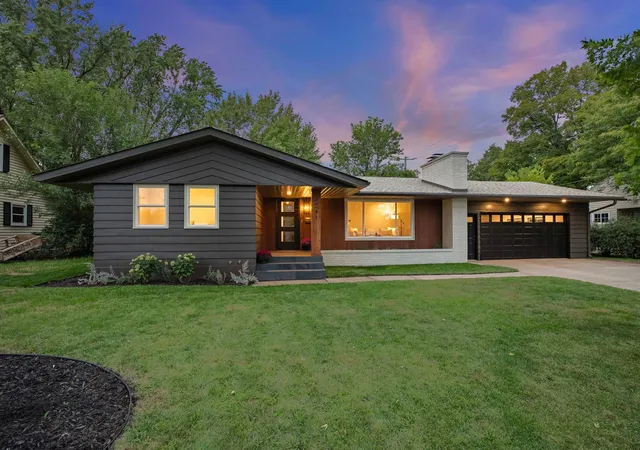 Photo 1 of Single family home for sale at 1241 12th Avenue N, Saint Cloud, MN 56303 | MLS# 7159115 | Listing updated on 2026-10-21