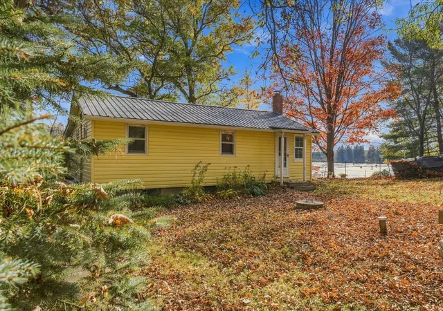 Photo 3 of Single family home for sale at 308 North St, Amery, WI 54001 | MLS# 7159127 | Listing updated on 2026-10-22