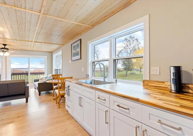 Photo 3 of Single family home for sale at 24852 County Rd 4, Nisswa, MN 56468 | MLS# 7159135 | Listing updated on 2026-10-21