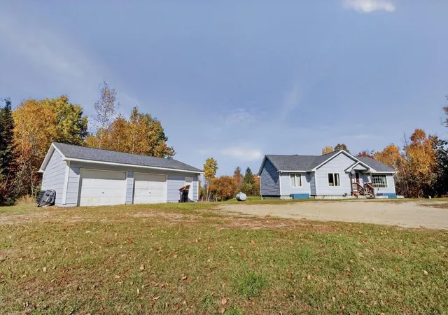 Photo 3 of Sale Pending at 43862 Chase Lake Rd, Deer River, MN 56636 | MLS# 7159153 | Listing updated on 2026-10-22