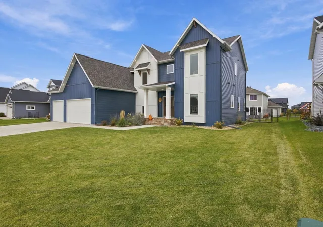 Photo 2 of Single family home for sale at 6187 49th Avenue S, Fargo, ND 58104 | MLS# 7159184 | Listing updated on 2026-10-22