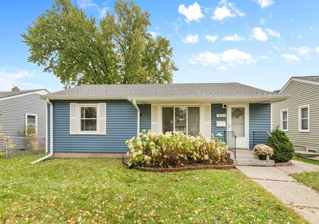 Photo 1 of Single family home for sale at 1668 Idaho Ave E, Saint Paul, MN 55106 | MLS# 7159189 | Listing updated on 2026-10-27