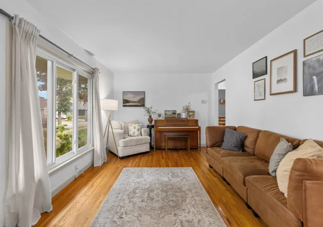 Photo 3 of Single family home for sale at 1668 Idaho Ave E, Saint Paul, MN 55106 | MLS# 7159189 | Listing updated on 2026-10-20