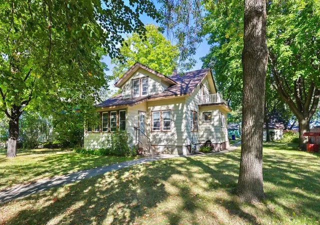 Single family home for sale at 1102 16th Avenue S, Saint Cloud, MN 56301 | MLS# 7159191