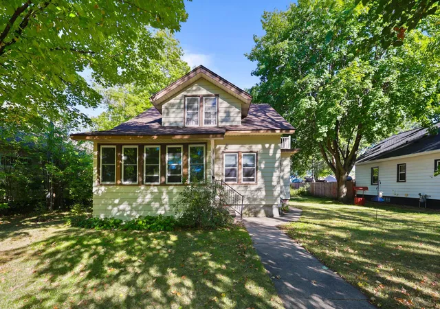 Photo 2 of Single family home for sale at 1102 16th Avenue S, Saint Cloud, MN 56301 | MLS# 7159191 | Listing updated on 2026-10-21