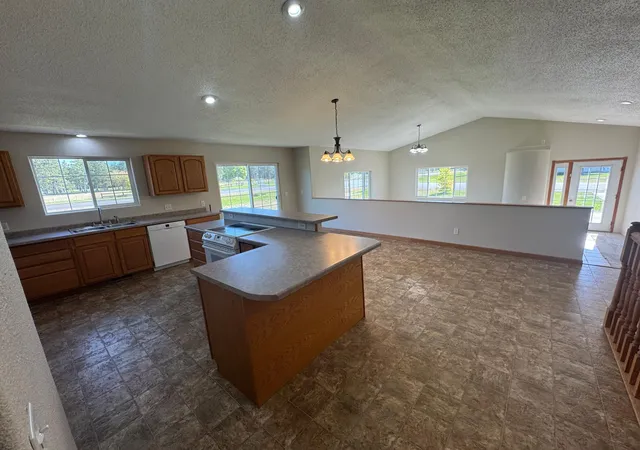 Photo 2 of Single family home for sale at 520 12th Street NW, Perham, MN 56573 | MLS# 7159206 | Listing updated on 2026-10-22