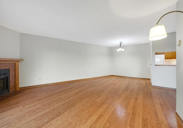 Photo 3 of Condo for sale at 999 41st Avenue Ne #307, Minneapolis, MN 55421 | MLS# 7159220 | Listing updated on 2026-10-14