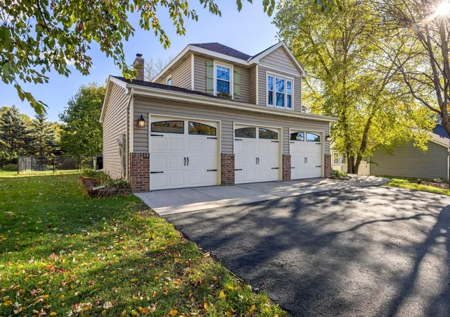 Photo 4 of Single family home for sale at 12723 Durham Way, Saint Paul, MN 55124 | MLS# 7159232 | Listing updated on 2026-10-22