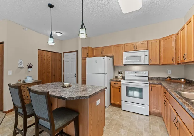 Photo 3 of Condo for sale at 1880 3rd Avenue NW #318, Rochester, MN 55901 | MLS# 7159237 | Listing updated on 2026-10-14