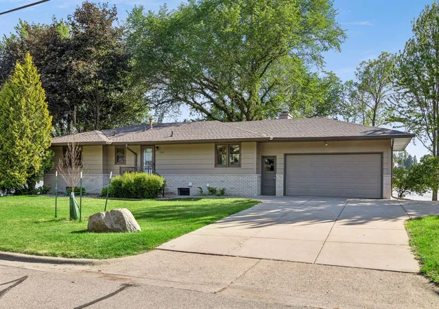 Photo 3 of Single family home for sale at 1303 Crystal Lake Rd E, Burnsville, MN 55306 | MLS# 7159262 | Listing updated on 2026-10-14