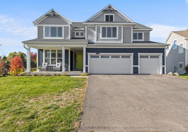 Photo 4 of Single family home for sale at 2784 Liberty Trl, Saint Paul, MN 55129 | MLS# 7159324 | Listing updated on 2026-10-29