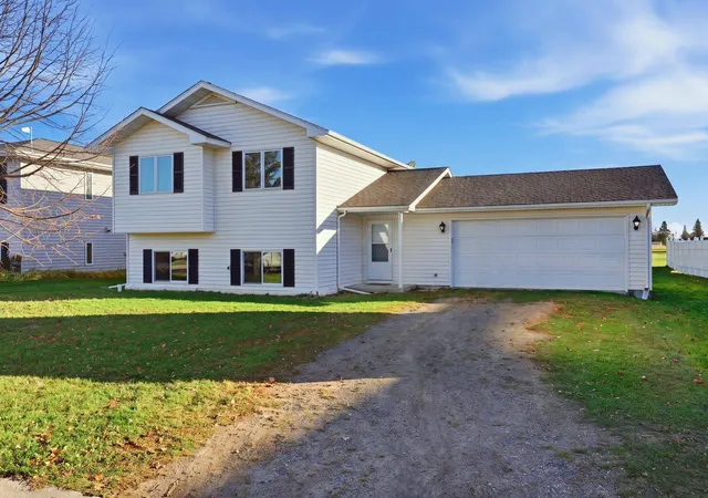 Photo 1 of Single family home for sale at 157 Liberty Dr Ne, Blackduck, MN 56630 | MLS# 7159328 | Listing updated on 2026-10-19