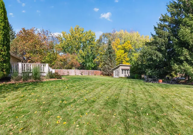 Photo 3 of Single family home for sale at 3230 Shadyview Ln N, Minneapolis, MN 55447 | MLS# 7159330 | Listing updated on 2026-10-23