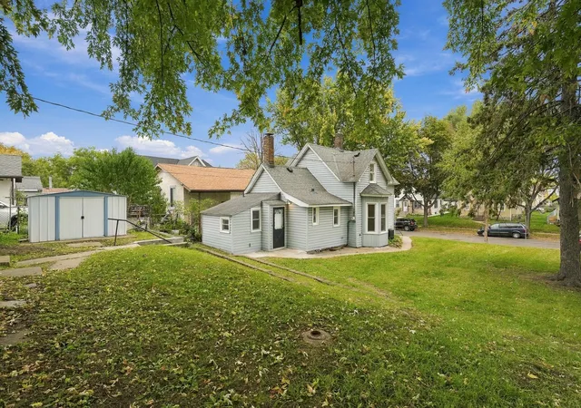 Photo 4 of Single family home for sale at 1087 Matilda St, Saint Paul, MN 55117 | MLS# 7159367 | Listing updated on 2026-10-14