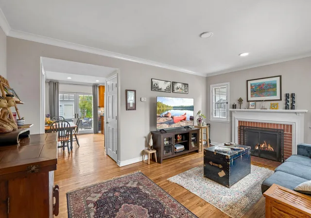Photo 4 of Single family home for sale at 4100 Xenwood Ave S, Minneapolis, MN 55416 | MLS# 7159373 | Listing updated on 2026-10-21