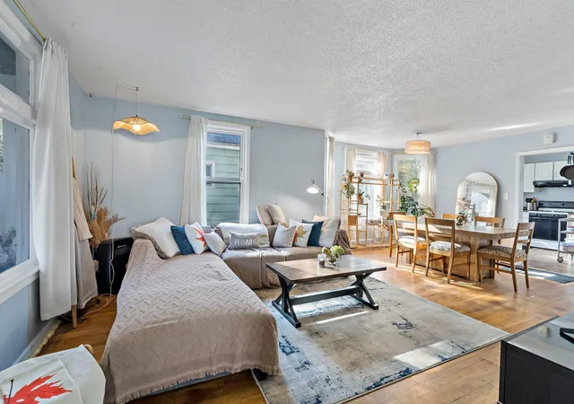 Photo 1 of Single family home for sale at 545 Virginia St, Saint Paul, MN 55103 | MLS# 7159374 | Listing updated on 2026-10-29