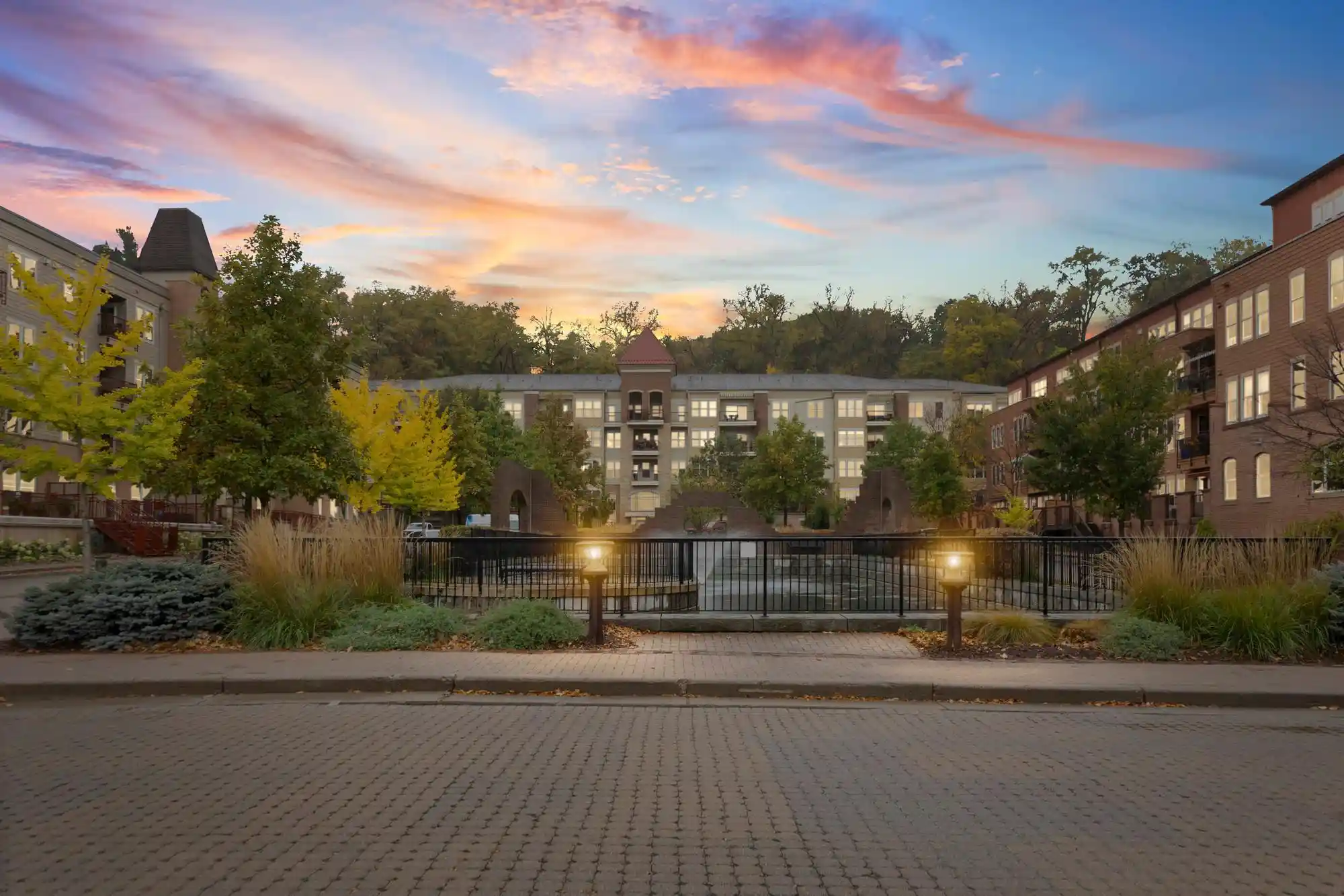 Listing Photo 1 - Condo for sale in 630 Main St N located at 630 Main St N, Stillwater, MN 55082 - Unit #412
