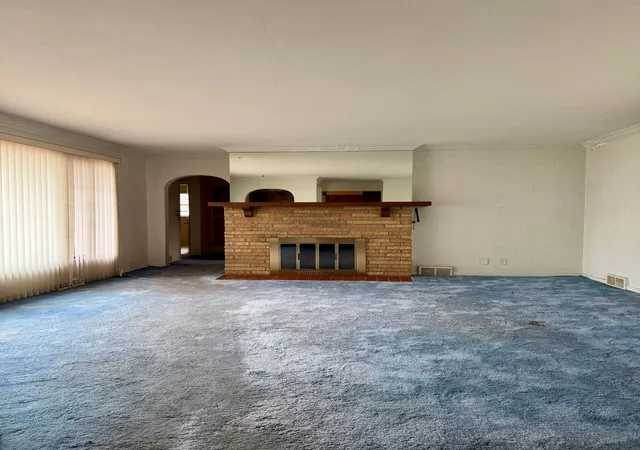 Photo 3 of Sale Pending at 1502 Elm St N, Fargo, ND 58102 | MLS# 7159399 | Listing updated on 2026-10-16