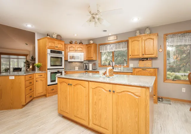 Photo 4 of Single family home for sale at 781 E Lake Geneva Rd NE, Alexandria, MN 56308 | MLS# 7159403 | Listing updated on 2026-10-19