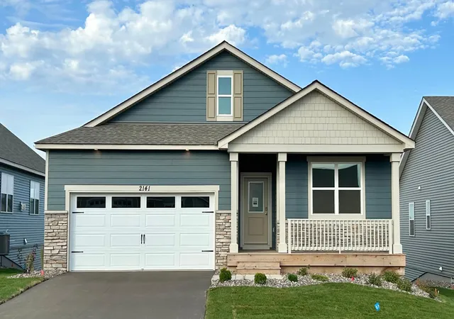 Photo 1 of Single family home for sale at 2141 Bluff Hts Dr, Shakopee, MN 55379 | MLS# 7159420 | Listing updated on 2026-10-22