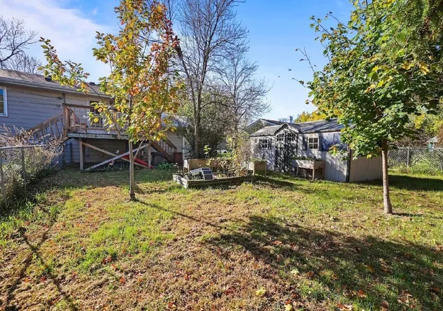 Photo 3 of Single family home for sale at 415 W Ash St, Saint Joseph, MN 56374 | MLS# 7159422 | Listing updated on 2026-10-23