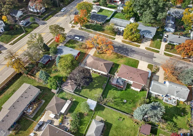 Photo 3 of Single family home for sale at 1544 3rd Avenue Sw, Rochester, MN 55902 | MLS# 7159437 | Listing updated on 2026-10-16