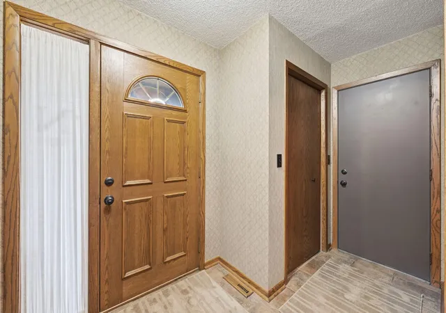 Photo 4 of Single family home for sale at 153 102nd Lane NE, Minneapolis, MN 55434 | MLS# 7159438 | Listing updated on 2026-10-28