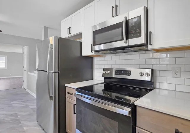 Photo 3 of Single family home for sale at 9312 Oakland Ave S, Minneapolis, MN 55420 | MLS# 7159444 | Listing updated on 2026-10-19