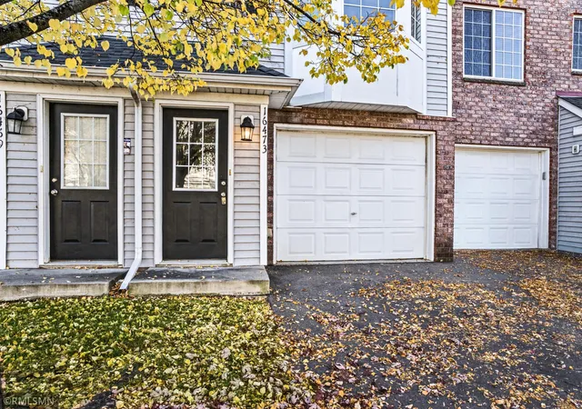 Photo 3 of Single family home for sale at 16473 Timber Crst Dr Se, Prior Lake, MN 55372 | MLS# 7159507 | Listing updated on 2026-10-20