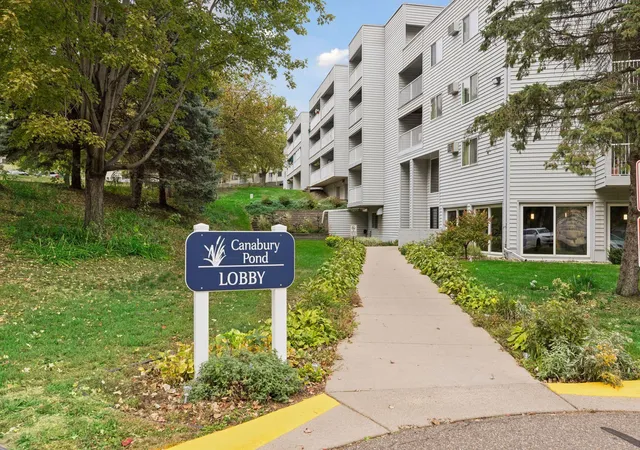 Photo 2 of Condo for sale at 175 County Rd B2 E #101A, Saint Paul, MN 55117 | MLS# 7159531 | Listing updated on 2026-10-16