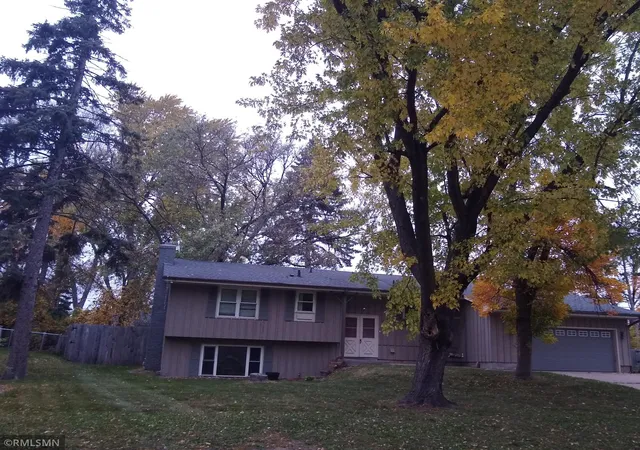 Photo 1 of Single family home for sale at 185 Craigbrook Way Ne, Minneapolis, MN 55432 | MLS# 7159572 | Listing updated on 2026-10-14