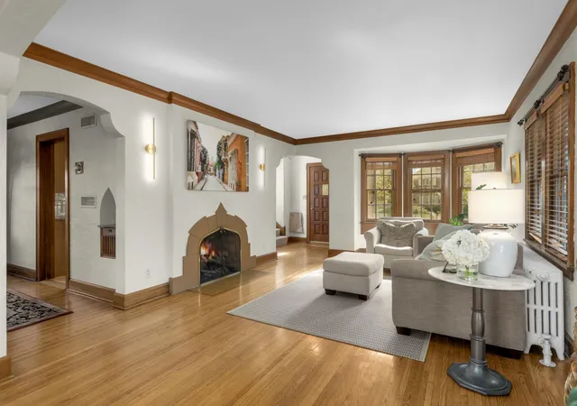 Photo 3 of Single family home for sale at 1787 Hillcrest Ave, Saint Paul, MN 55116 | MLS# 7159583 | Listing updated on 2026-10-23