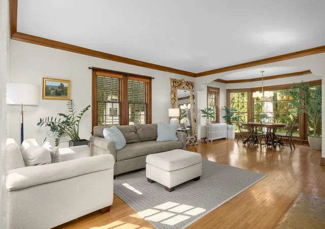 Photo 3 of Single family home for sale at 1787 Hillcrest Ave, Saint Paul, MN 55116 | MLS# 7159583 | Listing updated on 2026-10-23