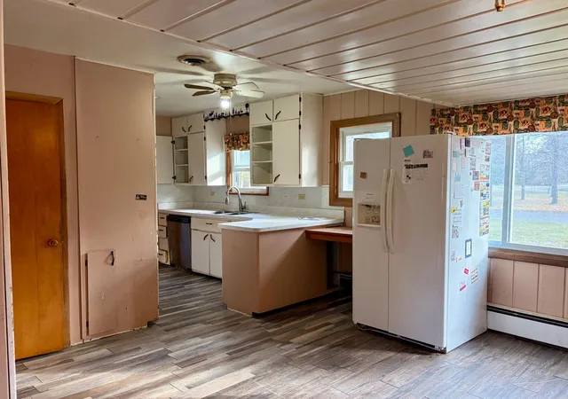 Photo 3 of Sale Pending at 421 York St, Pine River, MN 56474 | MLS# 7159587 | Listing updated on 2026-10-23