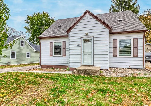 Photo 2 of Single family home for sale at 1507 Lynn Ave, Detroit Lakes, MN 56501 | MLS# 7159590 | Listing updated on 2026-10-15