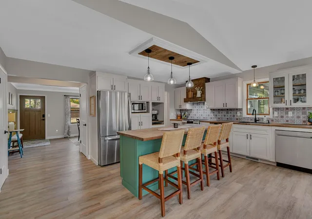 Photo 3 of Single family home for sale at 1028 22nd Avenue N, Saint Cloud, MN 56303 | MLS# 7159591 | Listing updated on 2026-10-20