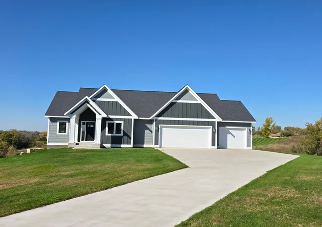 Photo 1 of Single family home for sale at 30228 712th Street, Lake City, MN 55041 | MLS# 7159596 | Listing updated on 2026-10-15
