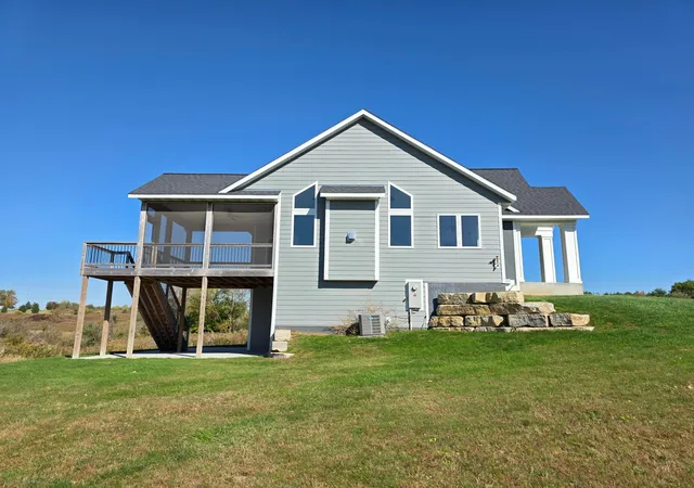 Photo 4 of Single family home for sale at 30228 712th Street, Lake City, MN 55041 | MLS# 7159596 | Listing updated on 2026-10-15