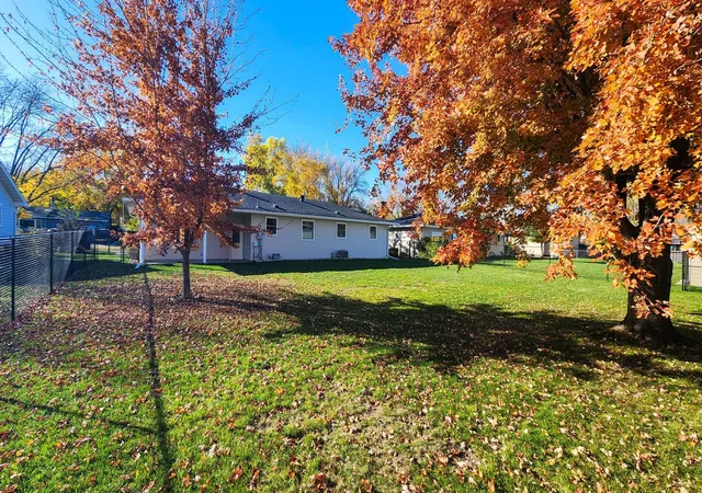 Photo 3 of Single family home for sale at 1537 22nd Avenue S, Fargo, ND 58103 | MLS# 7159609 | Listing updated on 2026-10-23