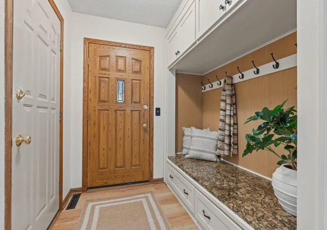 Photo 2 of Single family home for sale at 1921 Linda Ln, Saint Cloud, MN 56301 | MLS# 7159613 | Listing updated on 2026-10-14