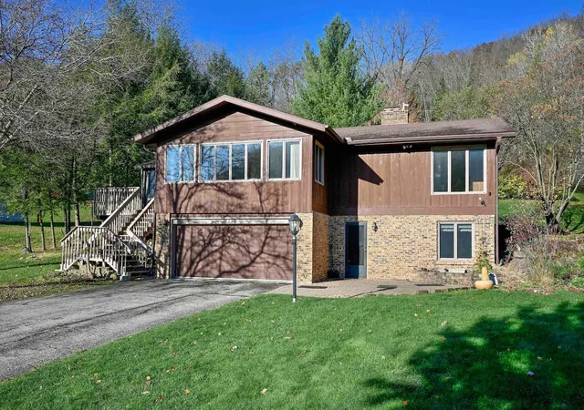 Photo 1 of Single family home for sale at 1553 Gilmore Valley Rd, Winona, MN 55987 | MLS# 7159615 | Listing updated on 2026-10-31