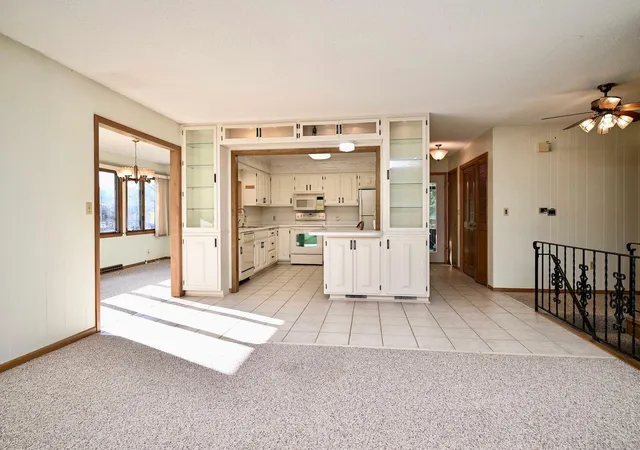 Photo 3 of Single family home for sale at 1553 Gilmore Valley Rd, Winona, MN 55987 | MLS# 7159615 | Listing updated on 2026-10-31